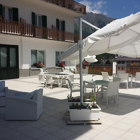 Hotel Pineta 팔카데 외부 사진